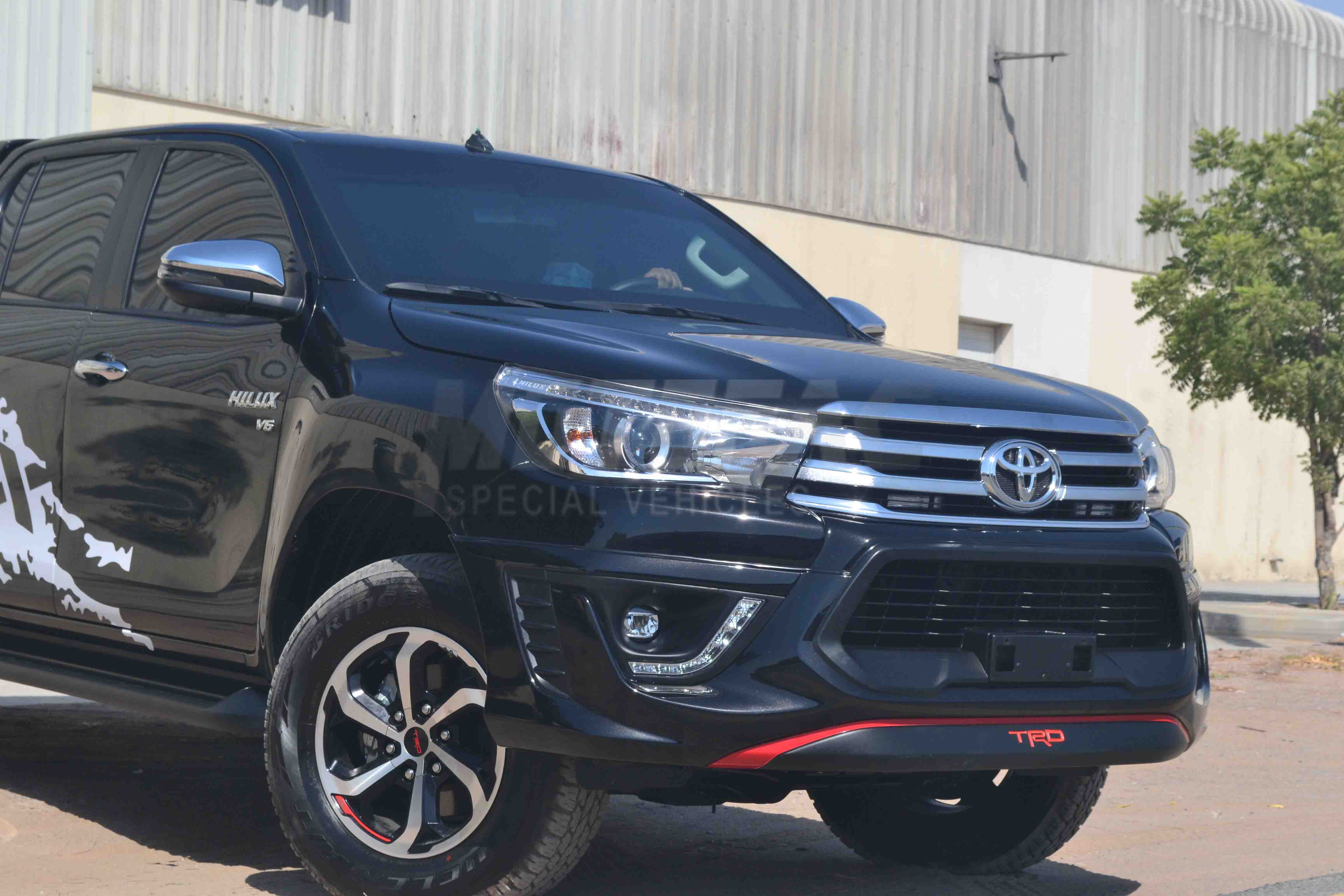 Armored pickup hilux-srs